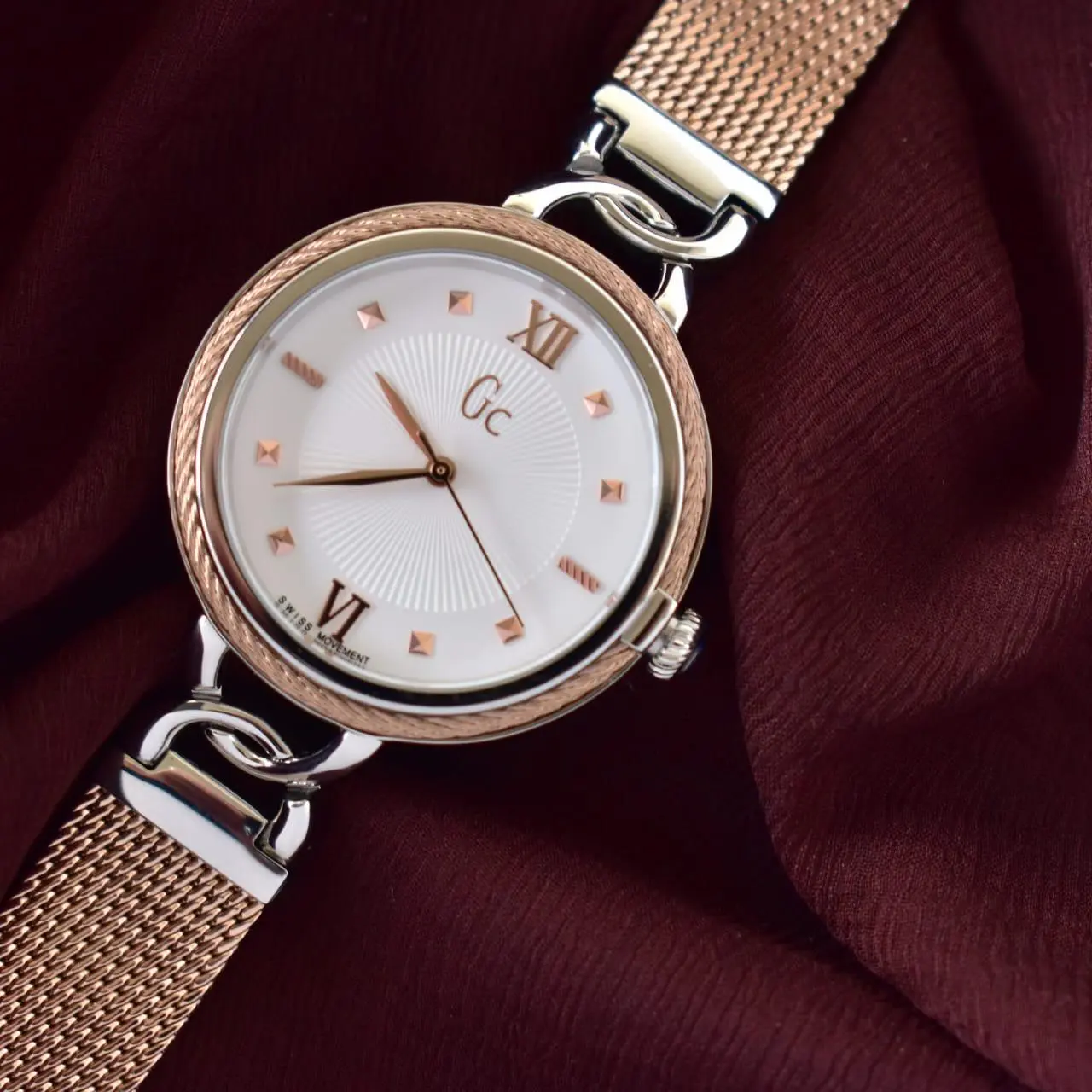 Guess Collection - CableChic Y49002L1MF