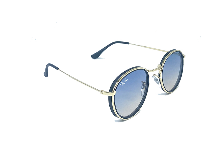 RayBan – RB3905