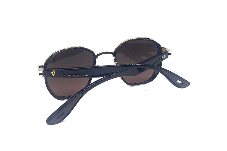 RayBan – Ferrari Collection RB3912