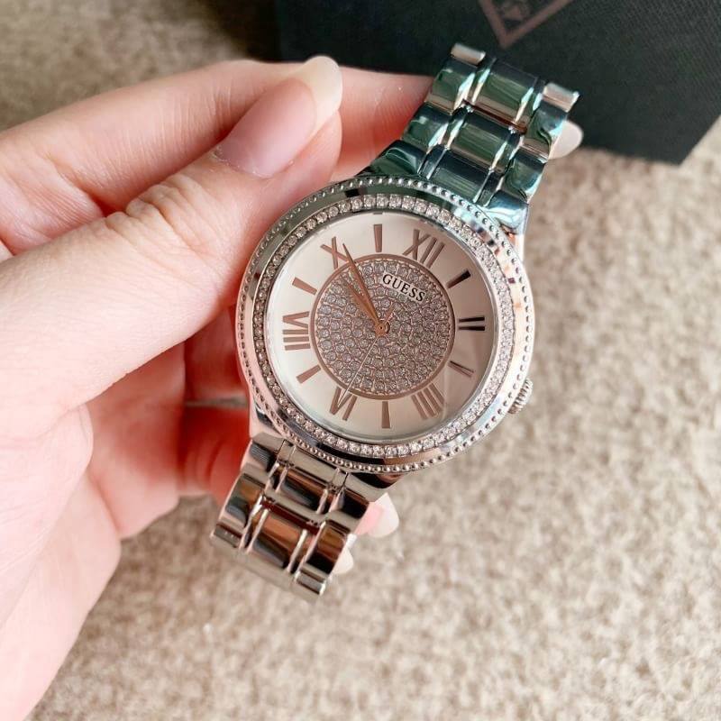 Guess - W0637L1