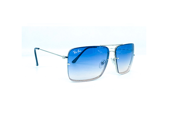RayBan – RB3930