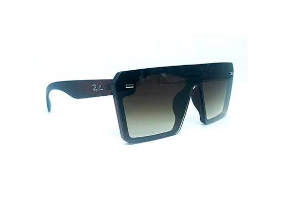 RayBan – RB3924