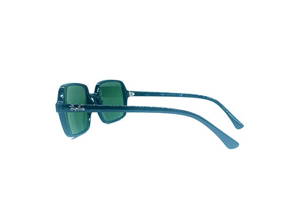 RayBan – RB3922
