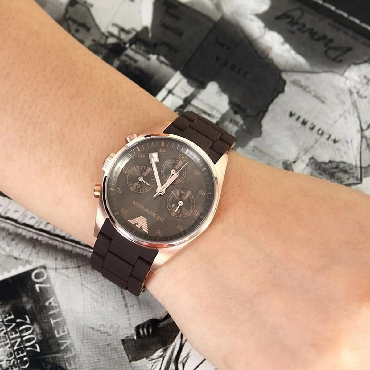 Emporio Armani - Tazio Medium AR5891 Pour Femme